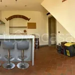 Rent 4 bedroom apartment of 85 m² in Impruneta