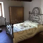 Rent 4 bedroom house of 110 m² in Arezzo