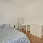 Rent a room in lisbon