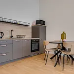 Pronajměte si 2 ložnic/e byt o rozloze 55 m² v Prague