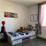 Appartement de 81 m² avec 3 chambre(s) en location à Jassans