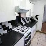 Rent 3 bedroom flat in West Midlands