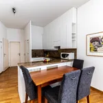 Miete 1 Schlafzimmer wohnung von 538 m² in Zurich