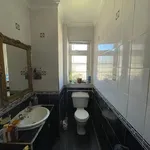 Rent 2 bedroom flat in Edinburgh