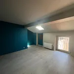 Appartement de 98 m² avec 3 chambre(s) en location à Saint-Étienne