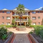 Rent 2 bedroom apartment in Hornsby