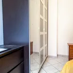 Rent a room of 80 m² in rome