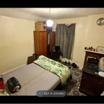 Semi-detached house to rent in Ragstone Road, Slough SL1