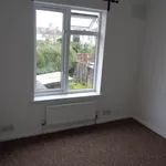 Rent 3 bedroom flat in East Of England