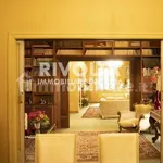 Rent 5 bedroom apartment of 350 m² in Roma