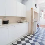 Rent a room in lisbon