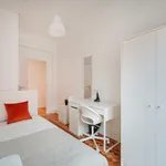 Rent 6 bedroom apartment in Lisbon