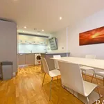 Rent 3 bedroom flat in Brighton