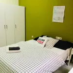 Rent 8 bedroom apartment in Seville