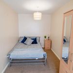 Rent 5 bedroom house in West Midlands