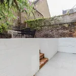 Rent 2 bedroom apartment of 560 m² in London