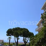 Rent 3 bedroom apartment of 110 m² in Ospedaletti