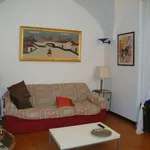 Rent 4 bedroom apartment of 93 m² in Noli