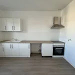 Appartement de 97 m² avec 2 chambre(s) en location à Prunay 