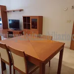 Alquilo 3 dormitorio apartamento de 100 m² en Albacete