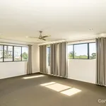 Rent 5 bedroom house in Dundowran Beach