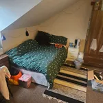 Rent 6 bedroom house in Leeds