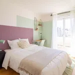 Rent a room in paris