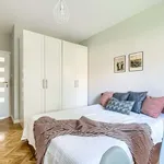 Rent a room in warsaw