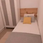 Rent a room of 90 m² in barcelona