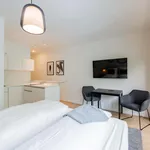 Rent 3 bedroom apartment of 25 m² in Berlin