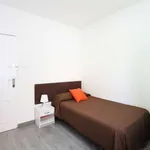 Rent a room of 96 m² in madrid