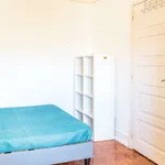 Rent a room in lisbon