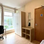 Rent 6 bedroom house in Swansea