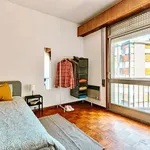 Rent a room in porto