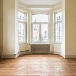 Huur 5 slaapkamer appartement van 250 m² in  Zaventem 