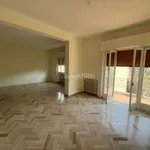 Rent 3 bedroom apartment of 160 m² in Reggio di Calabria