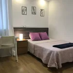 Rent 4 bedroom apartment in Madrid