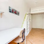 Rent 4 bedroom apartment of 112 m² in prague