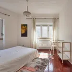 Rent 7 bedroom apartment in Lisbon