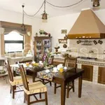 Rent 5 bedroom house of 200 m² in Pozzallo