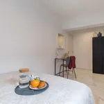 Rent a room in madrid