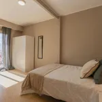 Rent 5 bedroom apartment in Valencia