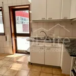 Rent 3 bedroom apartment of 90 m² in Porto