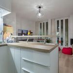 Appartement de 320 m² avec 1 chambre(s) en location à Lyon