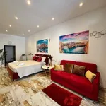 Rent 1 bedroom apartment of 60 m² in Bari