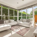 Rent 3 bedroom house in Kew