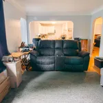 Rent 3 bedroom apartment in 85