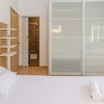 Rent a room in Costa da Caparica