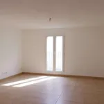 Appartement de 28 m² avec 1 chambre(s) en location à Uzès