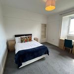 Rent 5 bedroom flat in Dundee